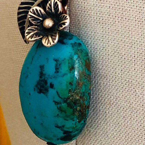 Vintage Natural Turquoise Pendant Necklace - Picture 6 of 14